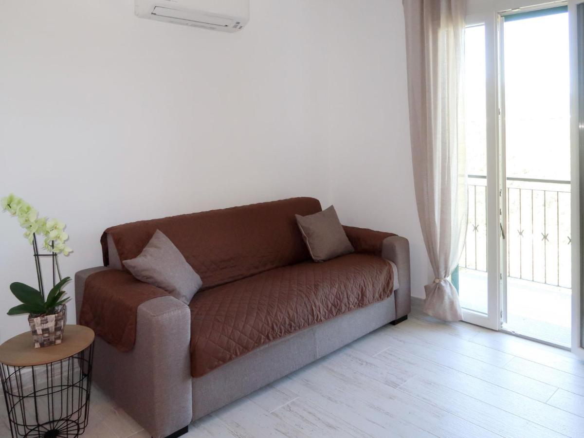 Apartment A Ca' Gialla - Aeg100 By Interhome Villanova d'Albenga Extérieur photo